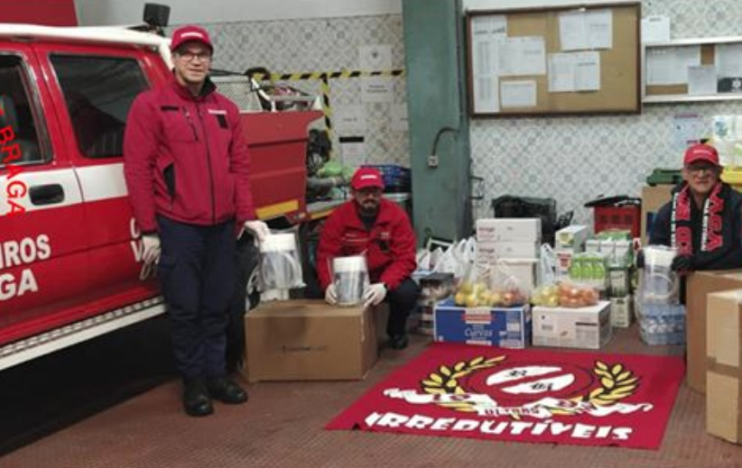 Claque do SC Braga solidária com Bombeiros Voluntários