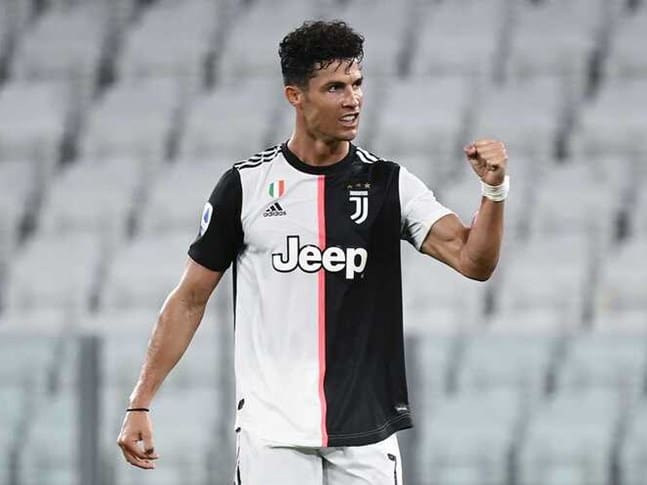 Pedro Proença parabeniza Cristiano Ronaldo pelo bicampeonato