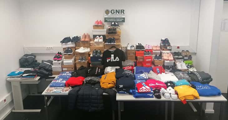 GNR de Braga apreende 265 peças de material contrafeito