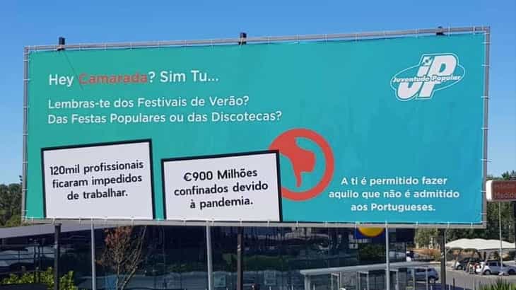 Juventude Popular coloca outdoor na entrada da Festa do Avante