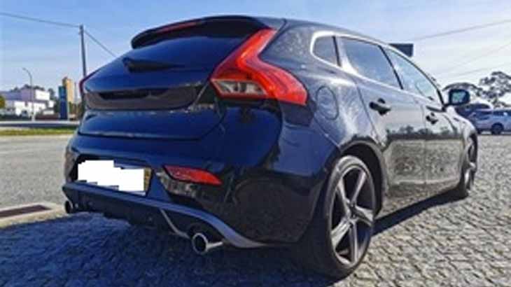 Mais um carro roubado em Braga