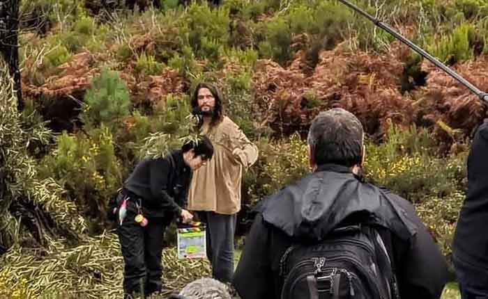 Diogo Morgado está no Gerês em gravações de nova série da RTP