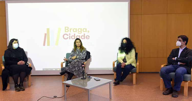 Freguesias de Braga entregam livros ao domicílio para incentivar a leitura