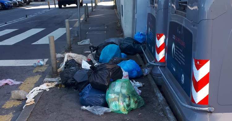 Braga: População deposita lixo nos passeios apesar dos avisos