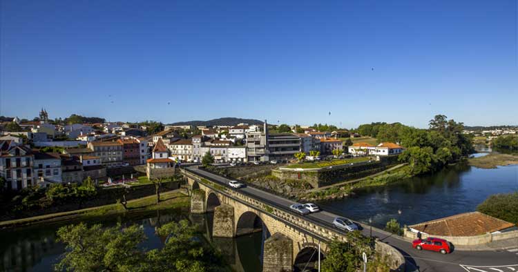 Barcelos abre concurso público para requalificar ponte medieval e ruas de Barcelinhos