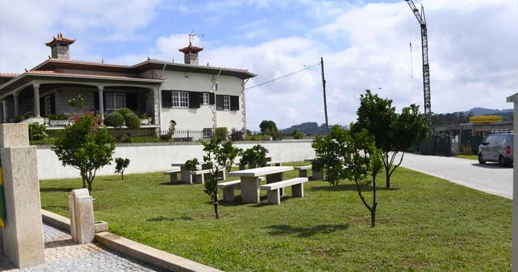 Famalicão inaugura nova praceta em Landim