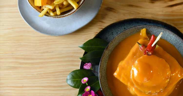 Francesinha é a iguaria eleita para os próximos “Dias à Mesa” em Famalicão