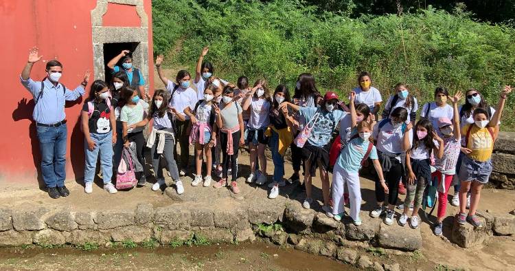 Braga: Jovens do Clube Colina assinalam início das férias com visita às Sete Fontes