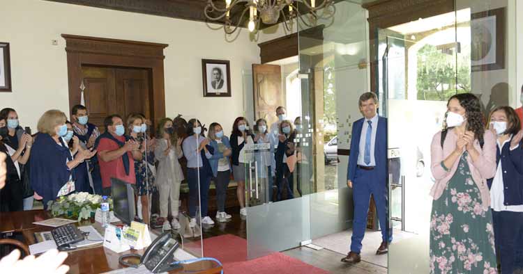 Funcionários do Município de Celorico de Basto dão as boas vindas ao novo presidente