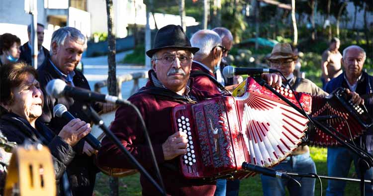 Braga: União de Este São Pedro e Este São Mamede em festa com magusto tradicional
