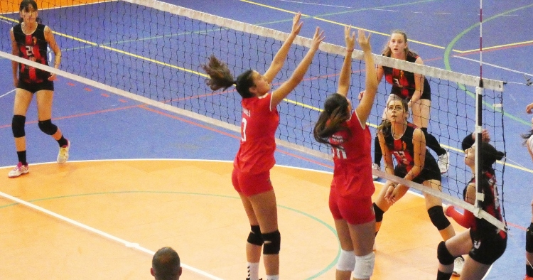 Cadetes e Juniores Femininos do SC Braga vencem Taças da AVB