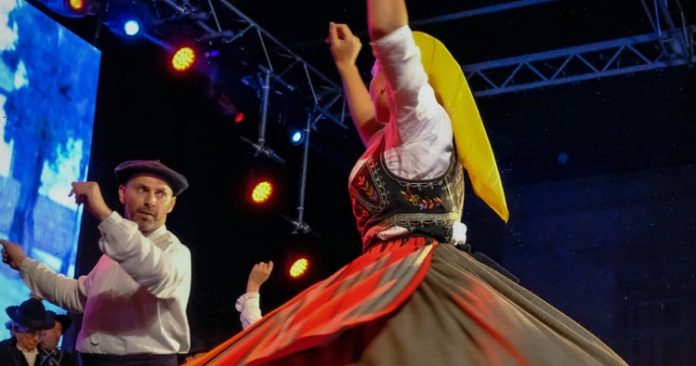 Festival Folclórico Internações