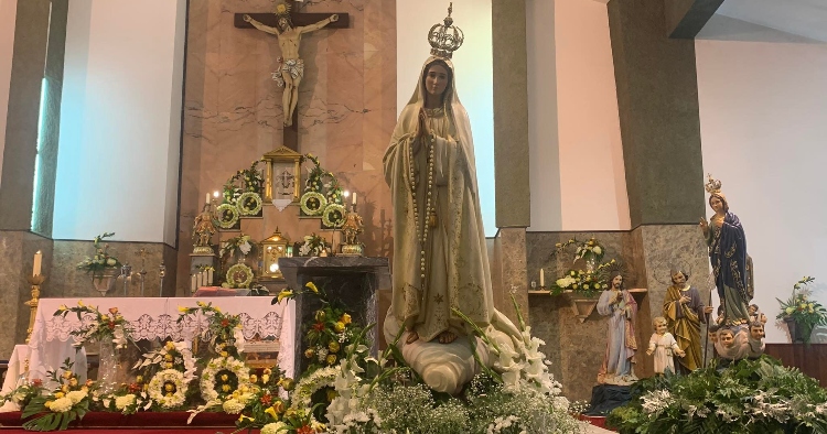 Braga: Arentim embeleza adro da Igreja para honrar Nossa Senhora de Fátima