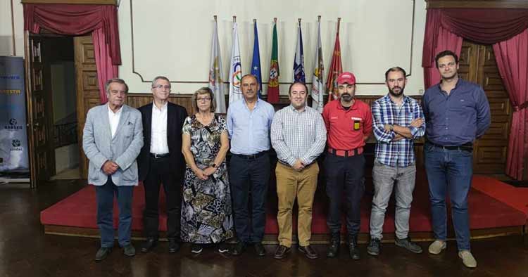 Iniciativa Liberal visitou Bombeiros Voluntários e Sapadores de Braga
