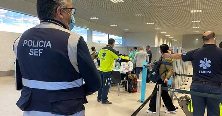 Portugal passa a exigir testes à Covid-19 a viajantes vindos da China
