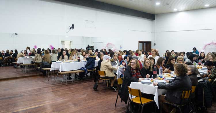 Braga: Cem mulheres de Este unidas em jantar do Dia da Mulher