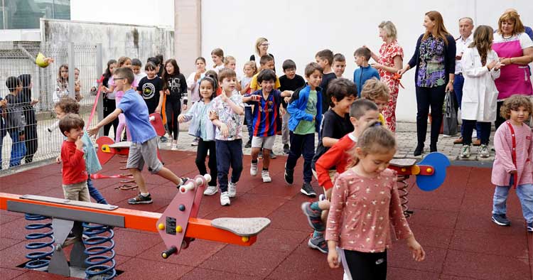 Braga requalifica Parque Infantil da EB1 da Estação em Tadim