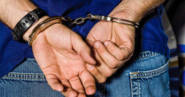 Homem sai do Tribunal em Braga e volta a ser detido por aproximar-se da ex-companheira