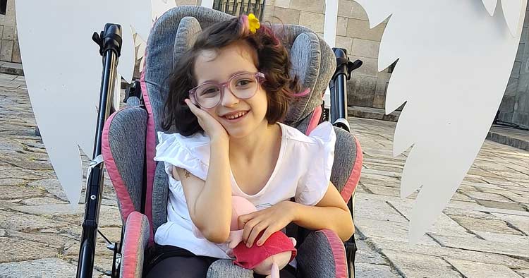 Pais de menina de Braga com doença rara pedem igualdade e respeito ao presidente da República