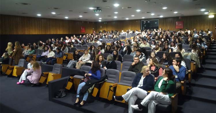 142 alunos de enfermagem da UMinho iniciam estágio no Hospital de Braga