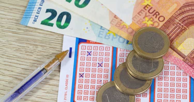 Dois prémios de 2638 euros do Euromilhões saíram em Portugal