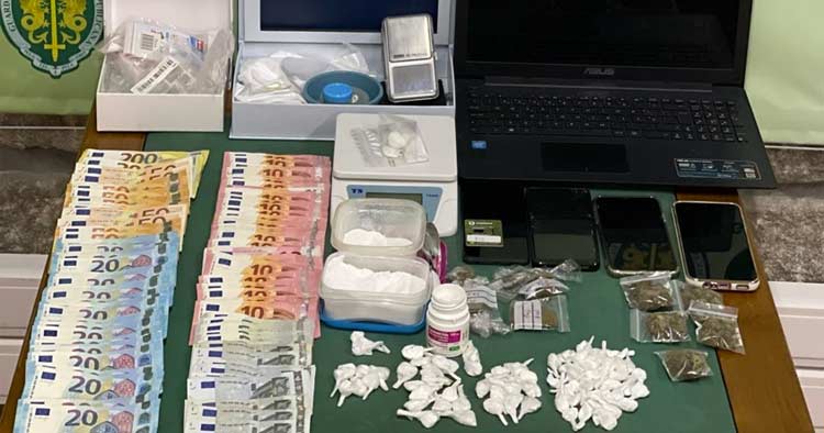 Dois homens e uma mulher detidos em Vizela com 568 doses de cocaína
