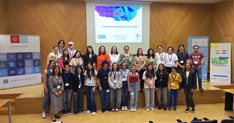 Escolas de Guimarães e Fafe distinguidas nas Olimpíadas de Química Júnior da UMinho