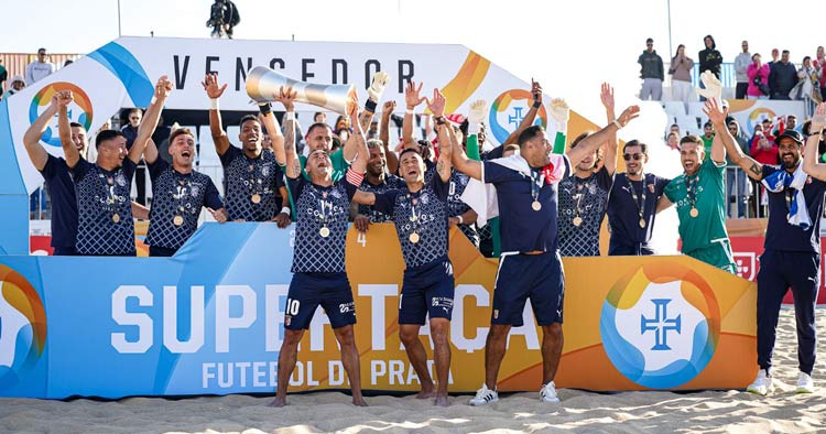 SC Braga vence Supertaça de Futebol de Praia