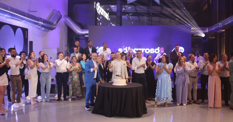 Empresa de venda automóvel Só Barroso celebrou 40 anos em Braga com grande festa