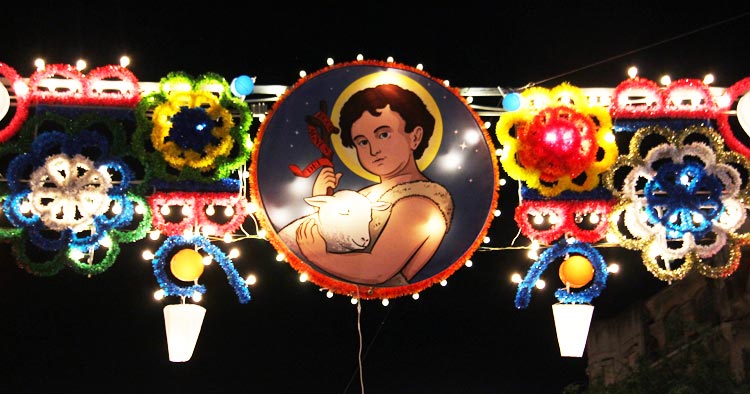 Milhares de luzes iluminam a cidade para as Festas de São João de Braga