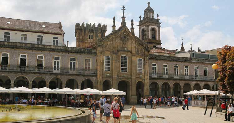 Temperaturas máximas vão cair 13 graus em Braga