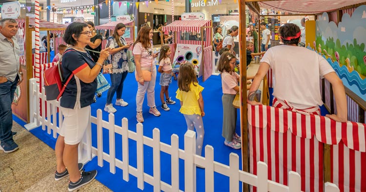 Em Braga há uma mini feira popular para as crianças