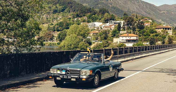 Mais de 100 automóveis clássicos vão percorrer Braga, Amares, Fafe e Caminha