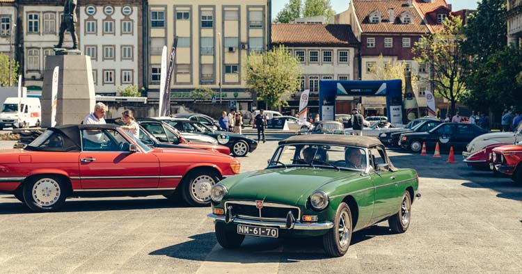 Automóveis clássicos voltam a percorrer concelhos do Minho