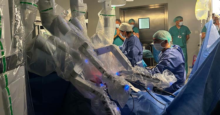Hospital de Braga realiza primeiro procedimento cirúrgico com robô