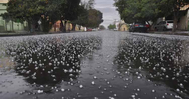 Vem aí chuva, trovoada e granizo para Braga