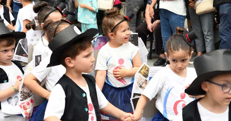 Mais de 1400 crianças desfilaram nas Marchas Infantis das Antoninas de Famalicão
