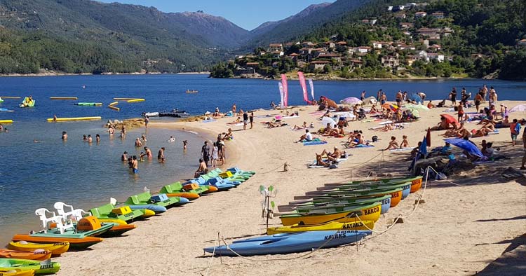 Praia de Alqueirão em Terras de Bouro distinguida com "Qualidade de Ouro 2025"