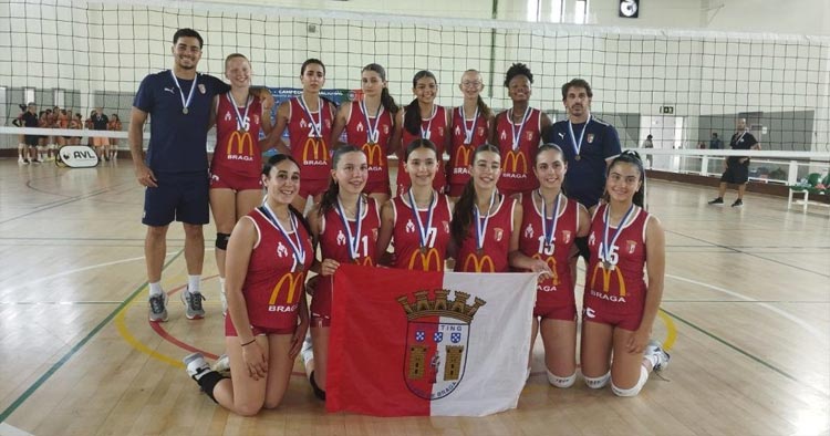 Iniciadas de Voleibol do SC Braga terminam campeonato nacional em 5.º lugar