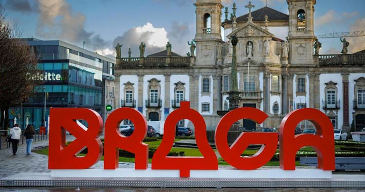 Câmara de Braga vai transferir apoios no valor de 1.4 milhões