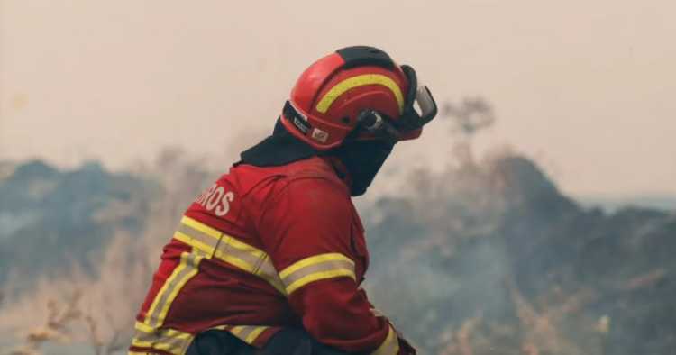 Notários Portugueses lançam campanha solidária para apoiar os Bombeiros