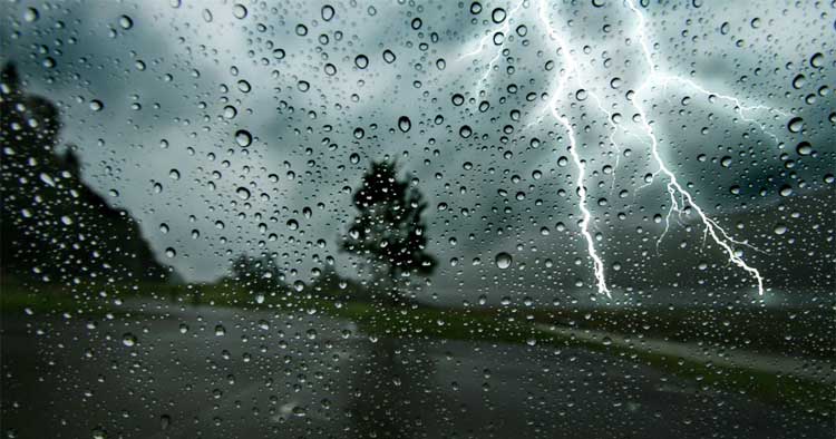 Chuva e trovoada colocam Braga sob aviso amarelo