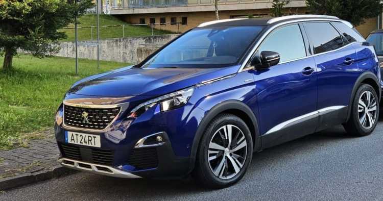 Carro furtado na madrugada desta quarta-feira em Braga