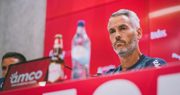 Carlos Vicens: "A nossa ambição é vencer e dar uma alegria aos nossos adeptos"