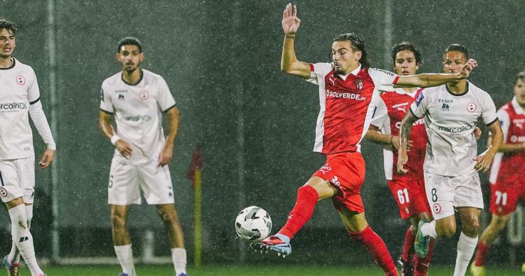 SC Braga B empata com o CD Trofense