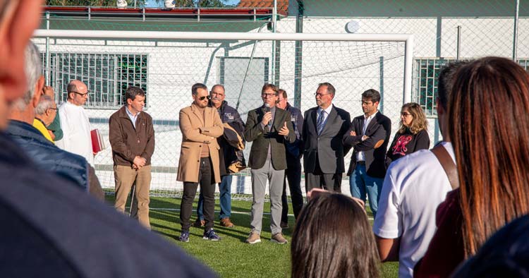 Barcelos inaugura relvado sintético no Campo de Jogos da Várzea