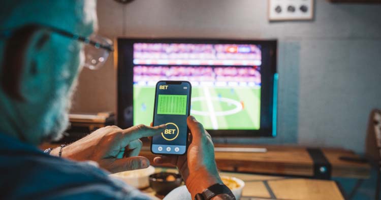 Aplicativos móveis dominam apostas de futebol no fim de semana