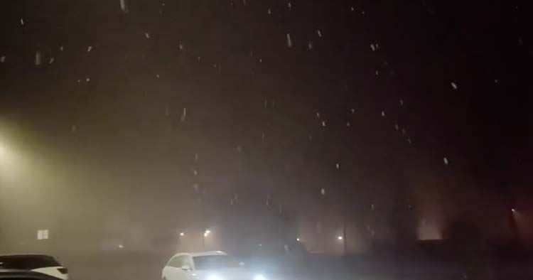 Está a nevar no Sameiro em Braga