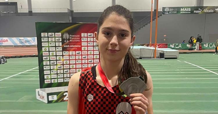 Inês Pedro de Barcelos sagra-se vice-campeã nacional de pista curta