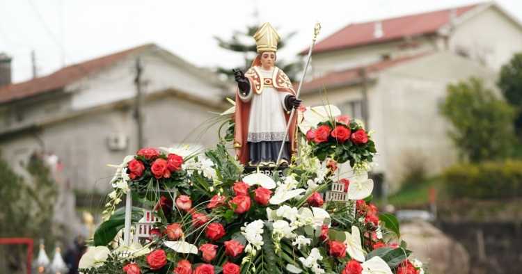 Braga: Procissão em honra de São Brás percorreu ruas de Tebosa